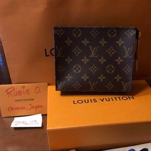 Brand New LV Pouch 19 Mono